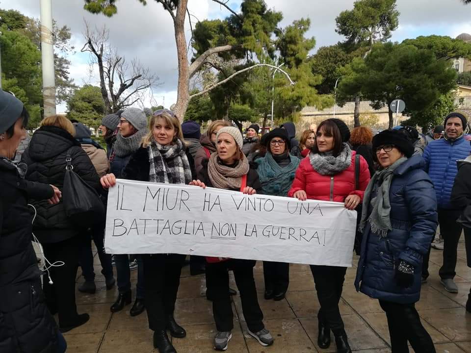 Comitato “Non si svuota il Sud”: “lottiamo per fermare l’esodo al nord degli insegnanti”