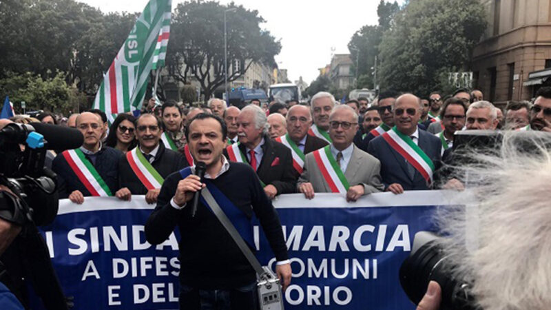 Il I Maggio di Cateno De Luca
