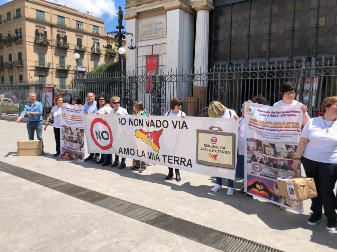 Palermo: manifestazione contro l’emigrazione giovanile