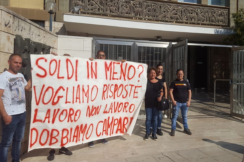 Palermo: presidio dei disoccupati organizzati davanti l’INPS