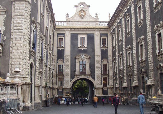 Catania: Porta Uzeda