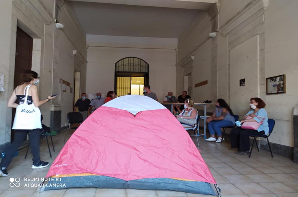 Catania, occupazione assessorato: denunce ai militanti