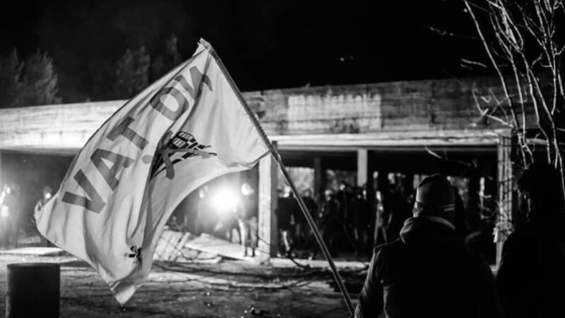 Valsusa: scontri tra NoTav e polizia. Solidarietà a chi difende il proprio territorio