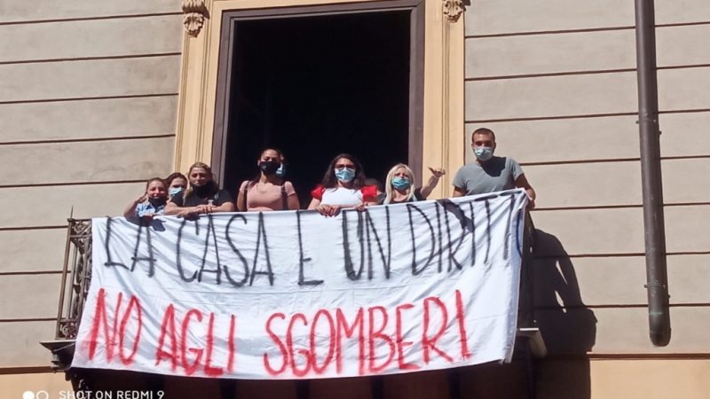 Palermo: famiglie in emergenza occupano l’assessorato alla casa