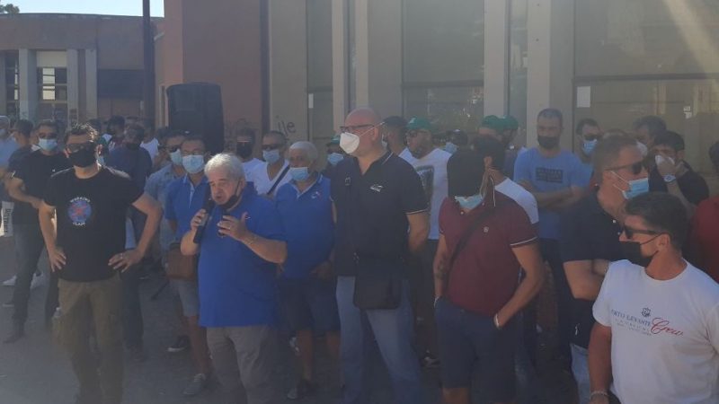 Milazzo: operai Ram e A2A in piazza contro la liberalizzazione degli appalti