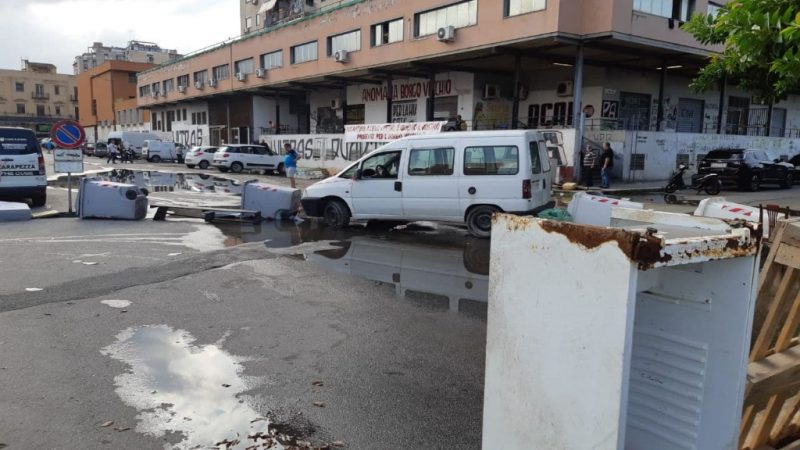 Palermo, Borgovecchio: liquami in strada, protestano gli abitanti