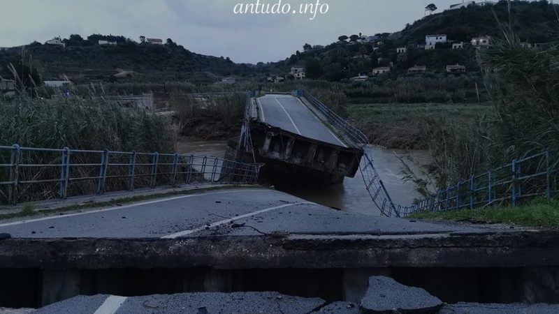 Crolla un ponte ad Alcamo. La colpa non è del maltempo!