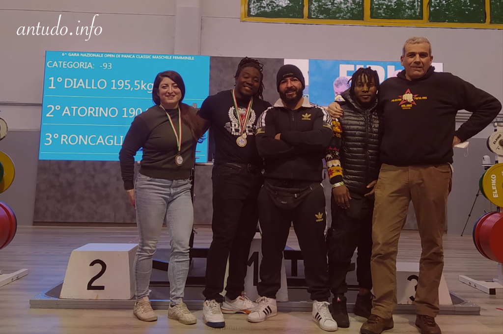 Doppio oro e doppio record italiano per la Palestra Popolare Palermo alle gare nazionali di panca
