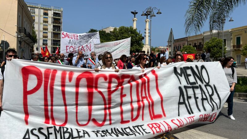 Milazzo: in centinaia alla manifestazione per la salute pubblica
